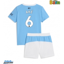 Manchester City Nathan Ake #6 Hjemmedraktsett Barn 2025-26 Kortermet (+ Korte bukser)